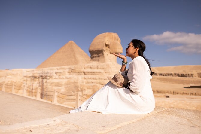Cairo: Pyramids, Sphinx, Museum & Bazaar Tour with Female Guide - Why this Cairo tour works for first-time visitors