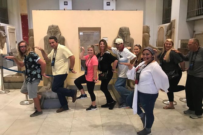 Cairo Sightseeing Tour (Giza Pyramids, Sphinx ,Museum and Bazaar) - The strongest part is the guide service