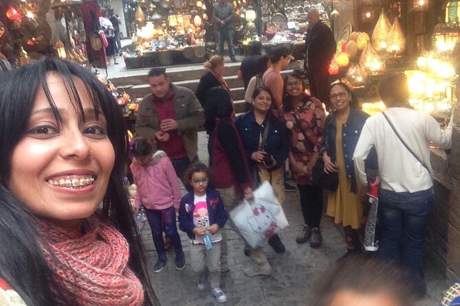 Cairo VIP Guided Tour to Khan El-Khalili Market with Lunch - Papyrus: a short lesson with a souvenir attached