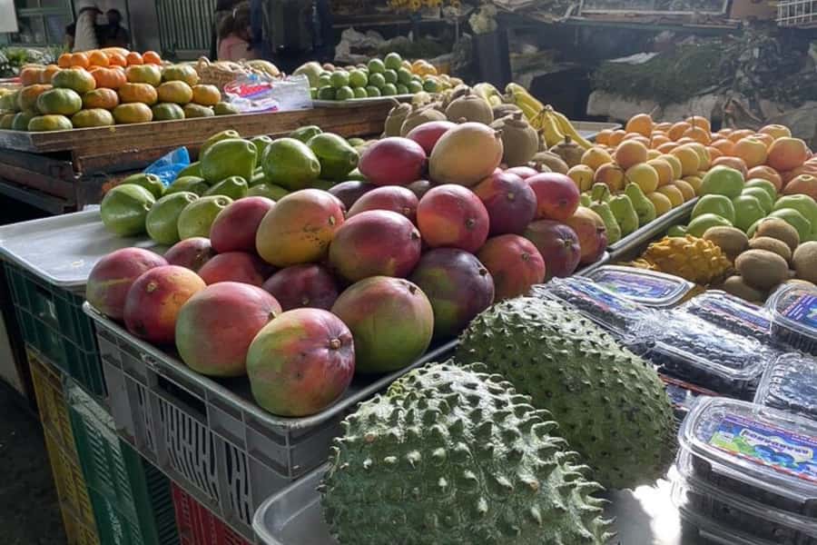Cali: Fruit Market Walking Tour with Tastings - Why Galeria Alameda matters