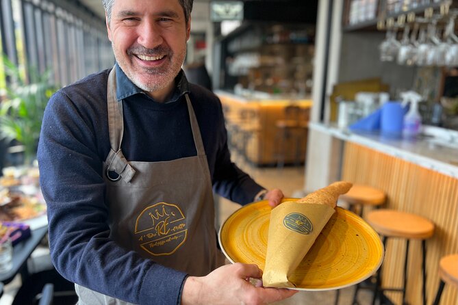 Camden Market Food Tour of 7 Tastings, Gin, Street Food & More - Regent’s Canal and the old industrial route