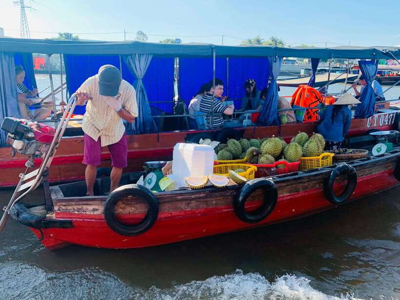 Can Tho: Cai Rang Floating Market and Canals - The rice noodle factory and a hands-on stop