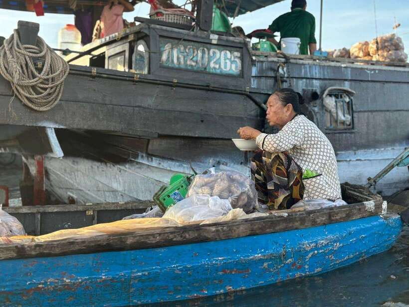 Can Tho: Floating Market, Canal, Cacao Farm & Mekong' Life - Small canals, water coconut palms, and a slower pace