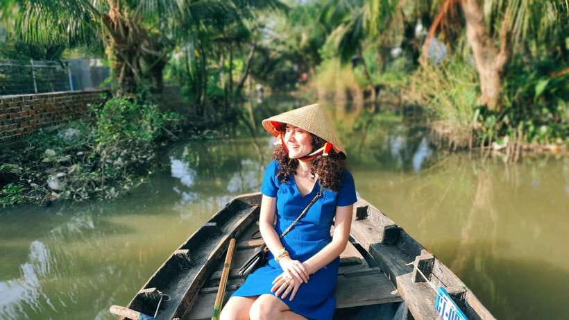 Can Tho: Floating Market & Lung Ngoc Hoang Nature Reserve - Starting before sunrise at Ben Pha Xom Chai