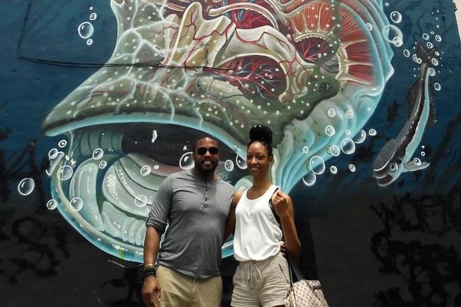 Cancun Street Food Tour with Food Stalls, Local Market and Murals - Walking through Mercado 23