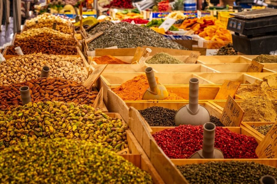 Cap de Formentor: Market, Beach, and Alcudia Tour - Alcudia market: fruit, pastries, and local shopping