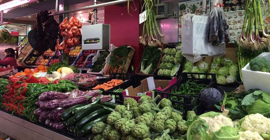 Cartagena: Traditional Market Tour and Tasting - Starting beside the Heroes of Cavite monument