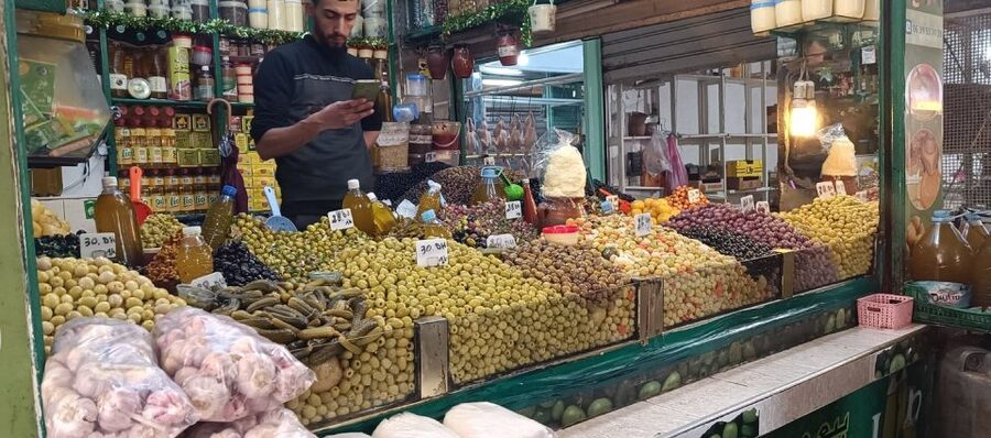 Casablanca: Traditional Souks Shopping Private Tour - Spices, argan oil, tea, and Moroccan sweets