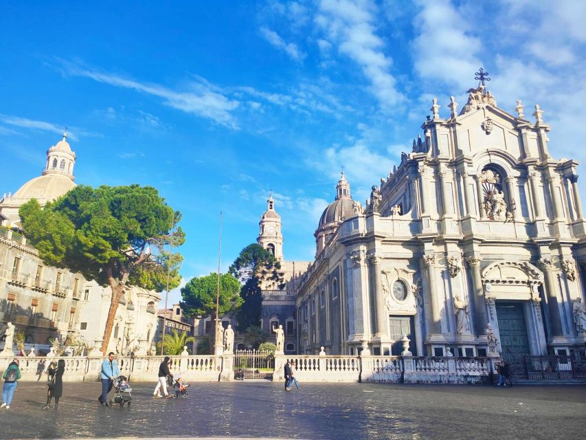 Catania Street Food Tour: Fish Market & City Centre - Catania’s centre between each bite