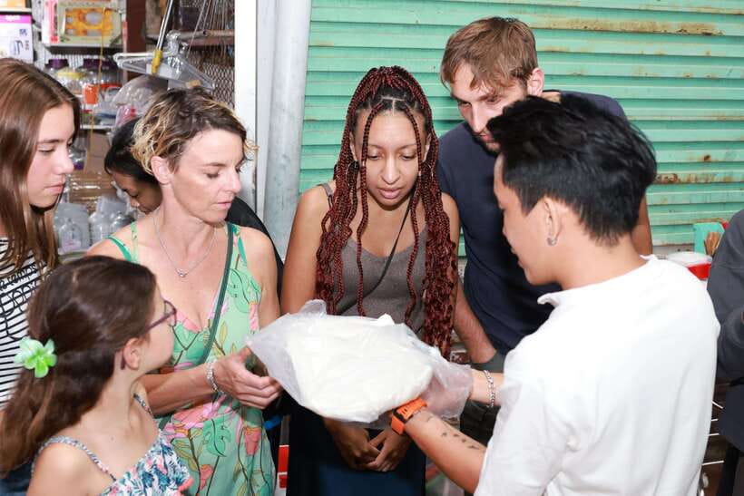 CatBa: Authentic Vietnam Cooking Class and local market tour - Who will enjoy this experience most?