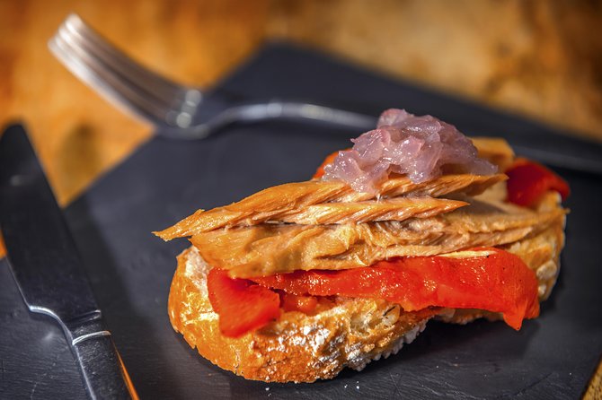 CERTAL Exclusive Tour: LA RIBERA Market + GASTROBARS Bilbao (3h) - Two pintxos, one drink, and a taste of Basque habits