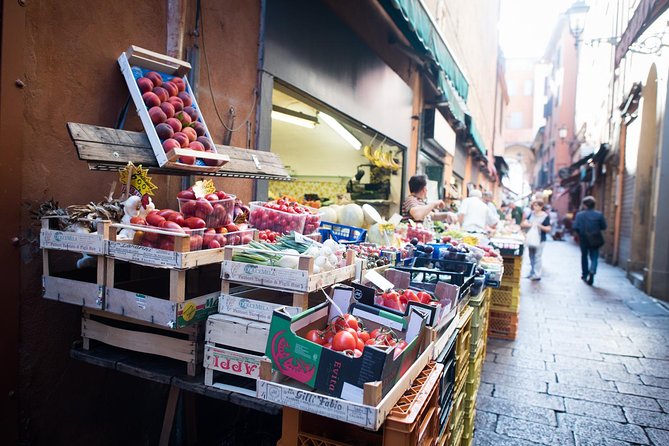 Cesarine: Market Tour & Cooking Class at Local's Home in Bologna - Timing, access, and practical details