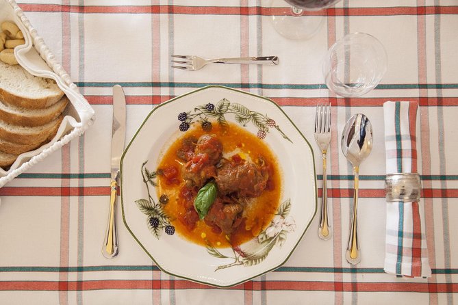 Cesarine: Market Tour & Home Cooking Class in Bari - Who will enjoy this Bari experience most