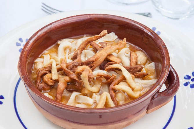 Cesarine: Small Group Market tour and Dining in Altamura - Group size, language, and practical comfort
