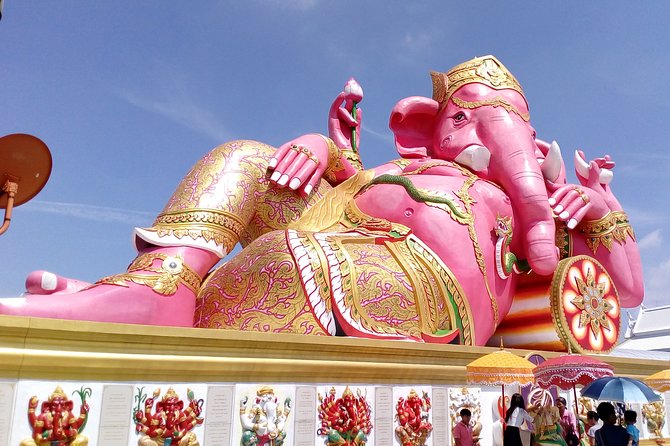 Chachoengsao One Day Trip from Bangkok : Historic Market and Buddhist Temples - Wat Saman Rattanaram and the giant pink Ganesha