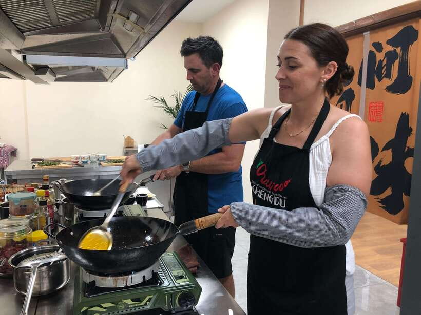 Chengdu: Cooking Class with Fresh Market Half Day Experience - Dietary needs and family suitability