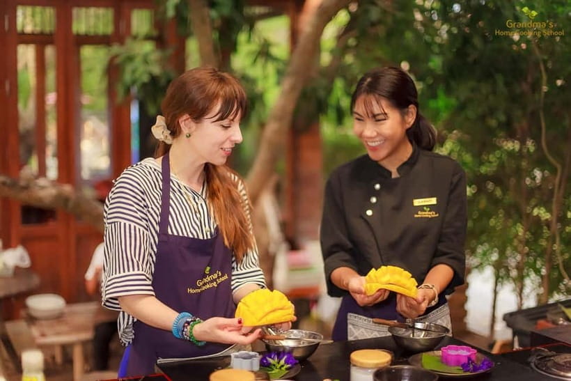 Chiang Mai: Authentic Cooking Class with Market & Farm Visit - From Chiang Mai hotel pickup to the countryside