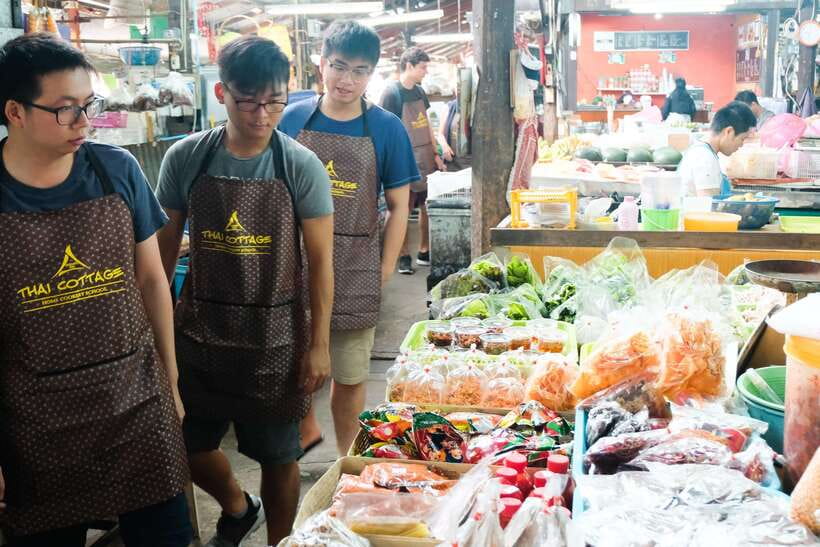 Chiang Mai: Cooking Class, Market & Thai Herbs Garden Tour - Why this Chiang Mai cooking class works