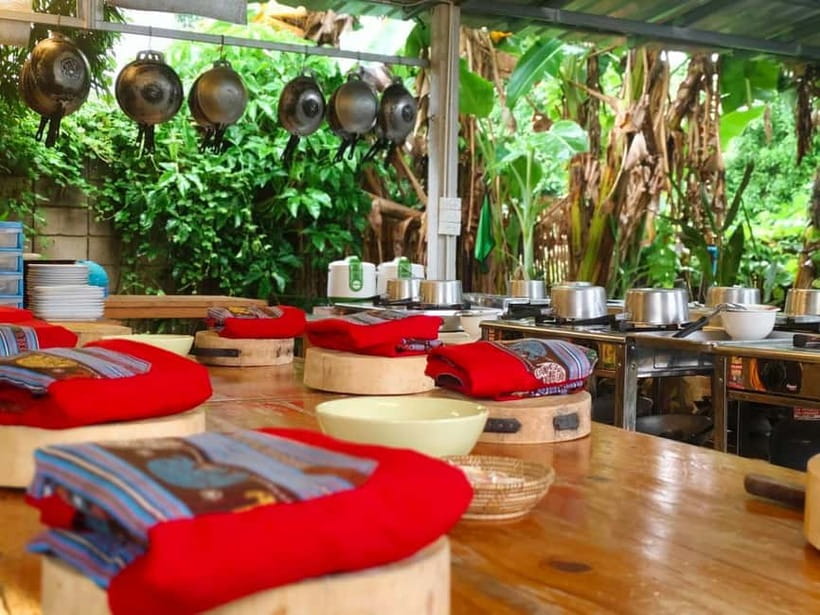 Chiang Mai: Cooking Class, Market & Thai Herbs Garden Tour - Choose a menu that suits your appetite