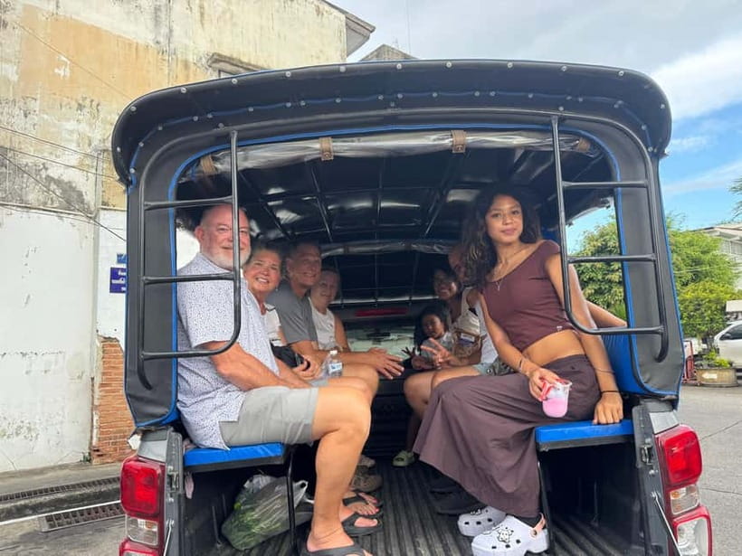 Chiang Mai: Cooking Class with Market and Pickup - Small details that improve the experience