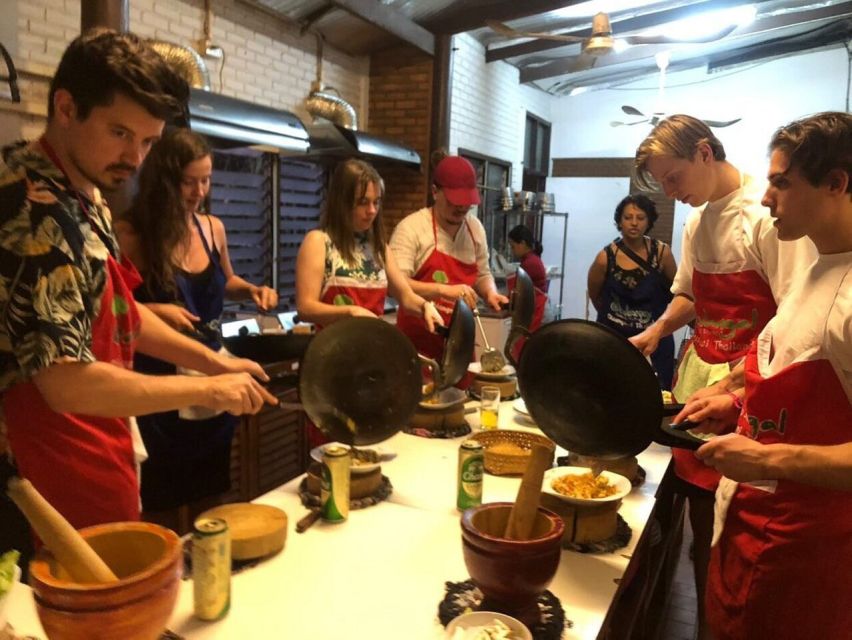 Chiang Mai: Evening Cooking Class and Local Market Visit - A five-hour evening built around dinner