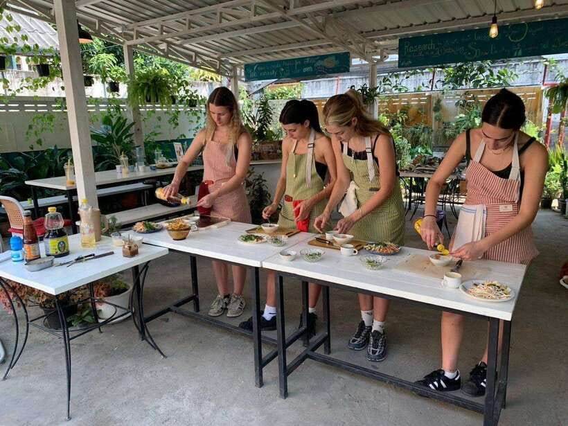 Chiang Mai: Half Day Cooking Class at Organic Farm - Quick takeaways
