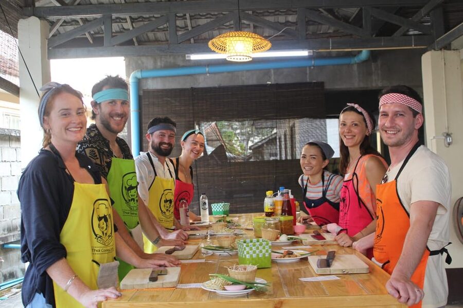 Chiang Mai: Half Day Morning Cooking Class with Market Tour - What the $35 price really includes