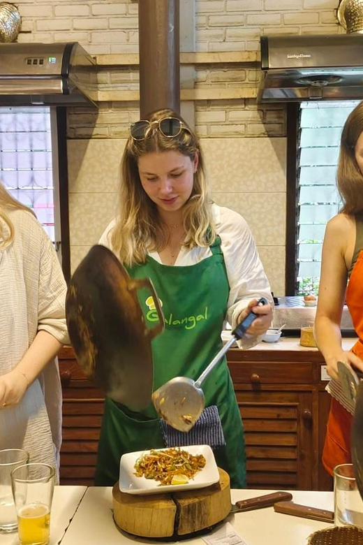Chiang Mai: Morning Cooking Class with Market Visit - Eating your own food at the end
