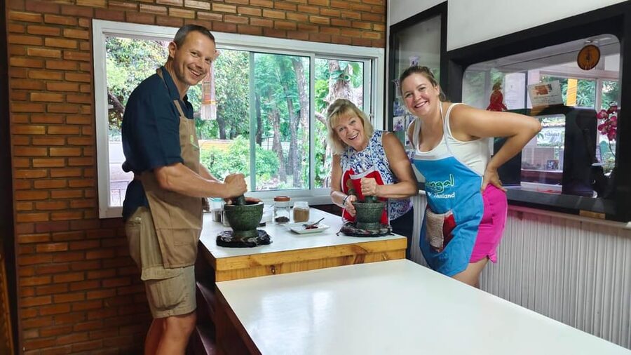 Chiang Mai: Morning Cooking Class with Market Visit - What the $41 price includes