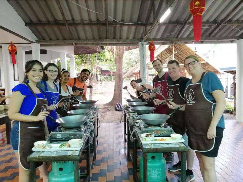 Chiang Mai: Thai Cooking and Market Tour with Lanna Smile - Starting with a Chiang Mai market visit