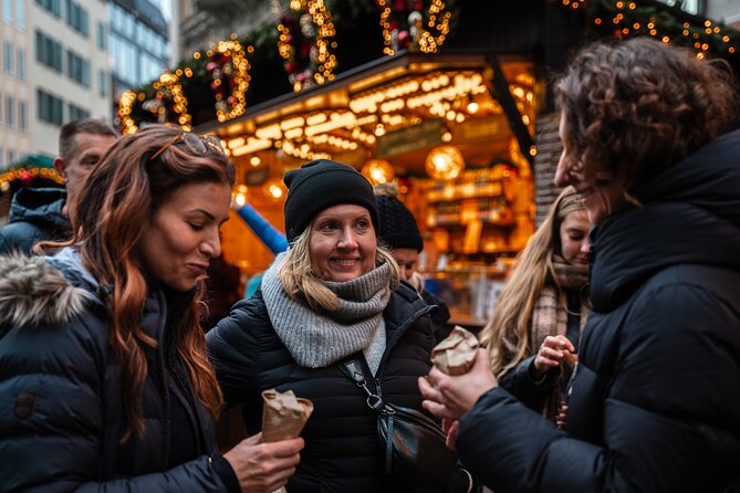 Christmas Markets Food Tour in Munich - Finishing at the medieval market near Odeonsplatz