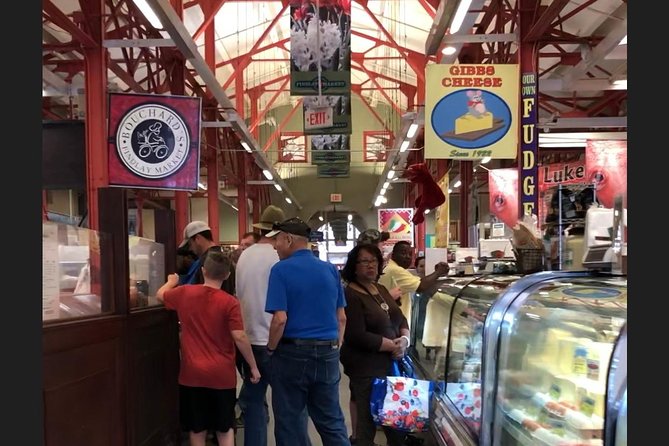 Cincinnati's Original Findlay Market Tour With Tastings - Who will enjoy this tour most?