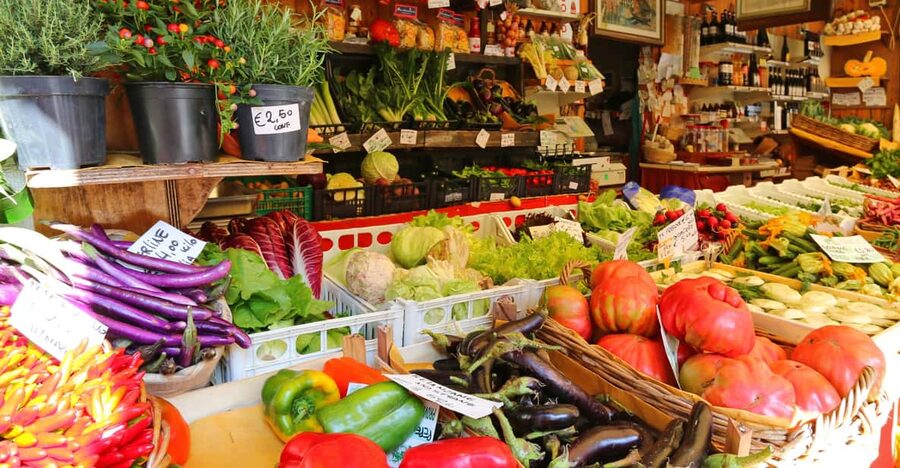 Civitavecchia Market, Cooking Class & Meal at a Local's Home - Key details at a glance
