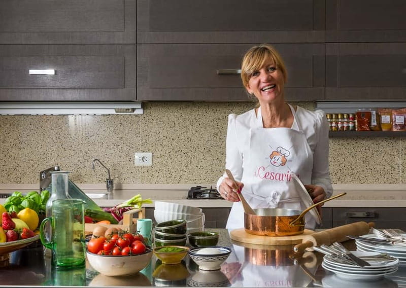 Como: Market Tour and Cooking Class at a Local's Home - Who should book this experience