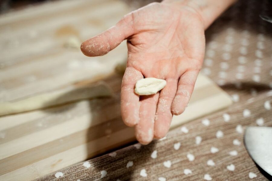 Cook with Mimma: Optional Market Tour & Puglian Flavors - Who should book this experience