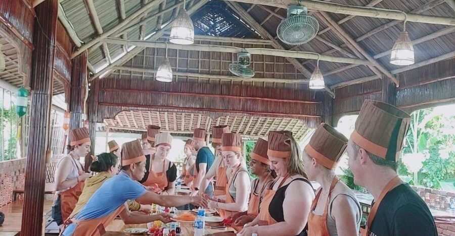Cooking Class w Phở and Market & Basket Boat Ride in Hoi An - Crossing Cam Thanh by bamboo basket boat