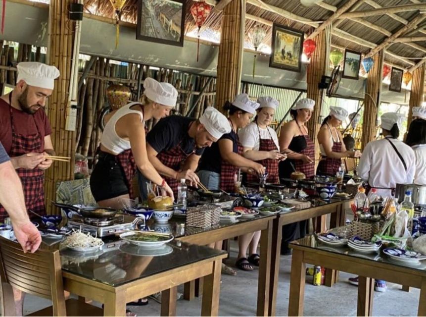 Cooking Class w Phở and Market & Basket Boat Ride in Hoi An - Morning or afternoon: which departure fits?