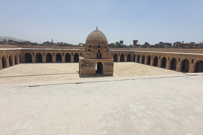 Coptic Cairo, Mosques , sailing on Nile and Bazaar Private Tour with Lunch - Al-Hakim Mosque and the first taste of Islamic Cairo