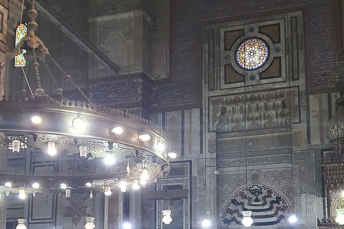 Coptic Cairo, Mosques , sailing on Nile and Bazaar Private Tour with Lunch - Abu Tarek and the case for trying koshary