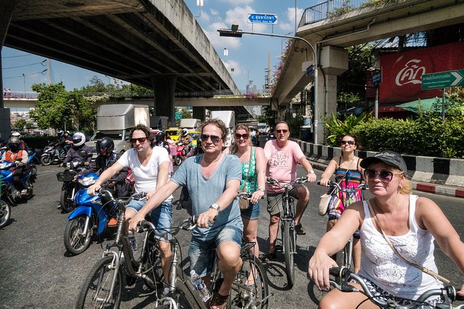 Countryside Bangkok and a Local Floating Market Tour by Bicycle Including Lunch - Lunch in the countryside