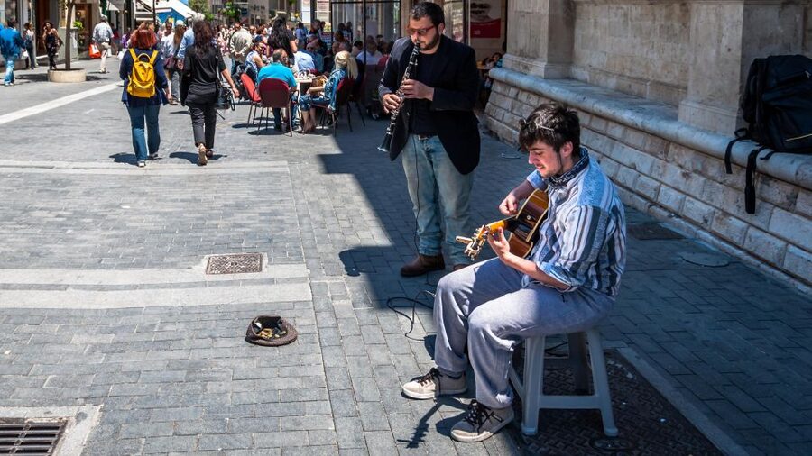 Crete: Day Tour to Heraklion City, Market & CRETAquarium - What kind of Crete day tour is this?