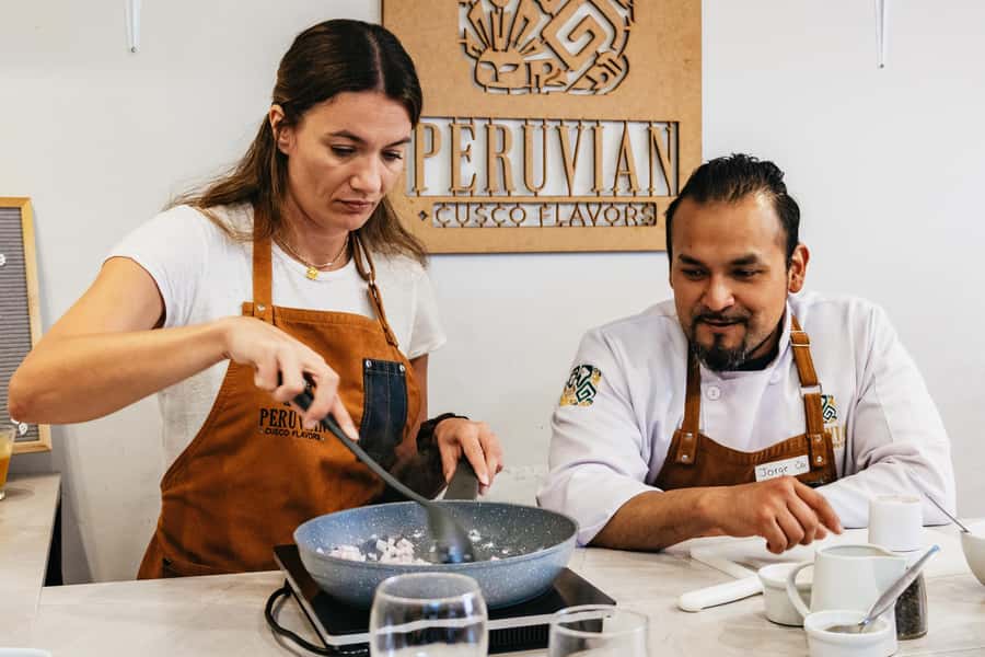 Cusco: Peruvian Cooking Class, Cocktails & Local Market Tour - Who will enjoy this class most
