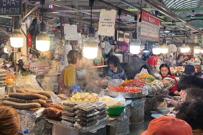 Customizable Seoul Private Tour Palaces Food and Markets - Cheonggyecheon Stream and Seoul’s city center