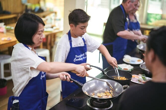 Customizable Thai Cooking Class with Onnuch Market in Bangkok - Five useful things to know before booking