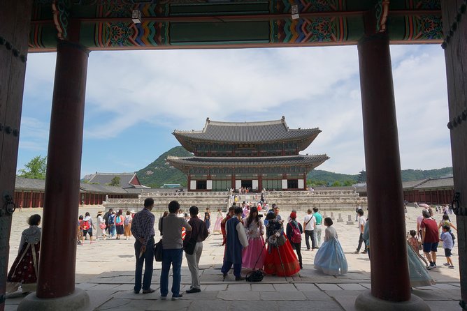 Customized Private Seoul tour: Palace, Market etc(Airport Option) - Suwon, the Korean Folk Village, and Namhansanseong