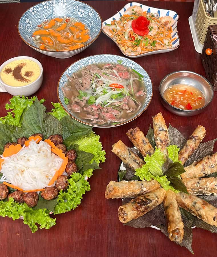 Da Nang: Making 5 Vietnamese dishes with Local Market Trip - Should you book the Da Nang cooking class?
