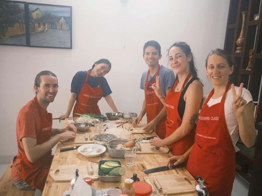 Da Nang: Making 5 Vietnamese dishes with Local Market Trip - Shopping for ingredients in a neighborhood market