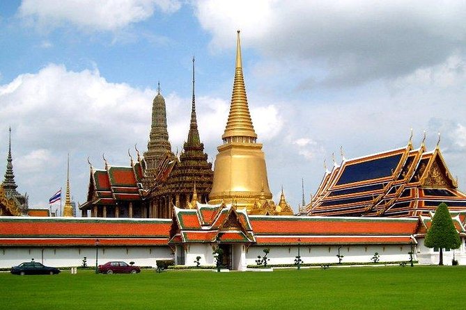 Damnern Saduak Floating Market, Grand Palace, Wat Phra Keo & Wat Pho - Wat Pho and the Reclining Buddha