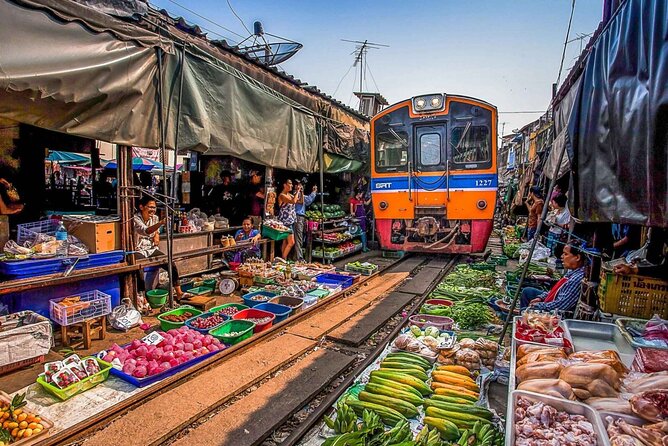 Damnoen Saduak Floating Market & Maeklong Market Tour frm Bangkok - Key points to know before you book