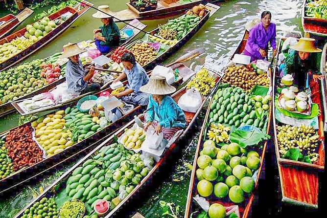 Damnoen Saduak Floating Market & Maeklong Market Tour frm Bangkok - Two famous markets, two very different experiences